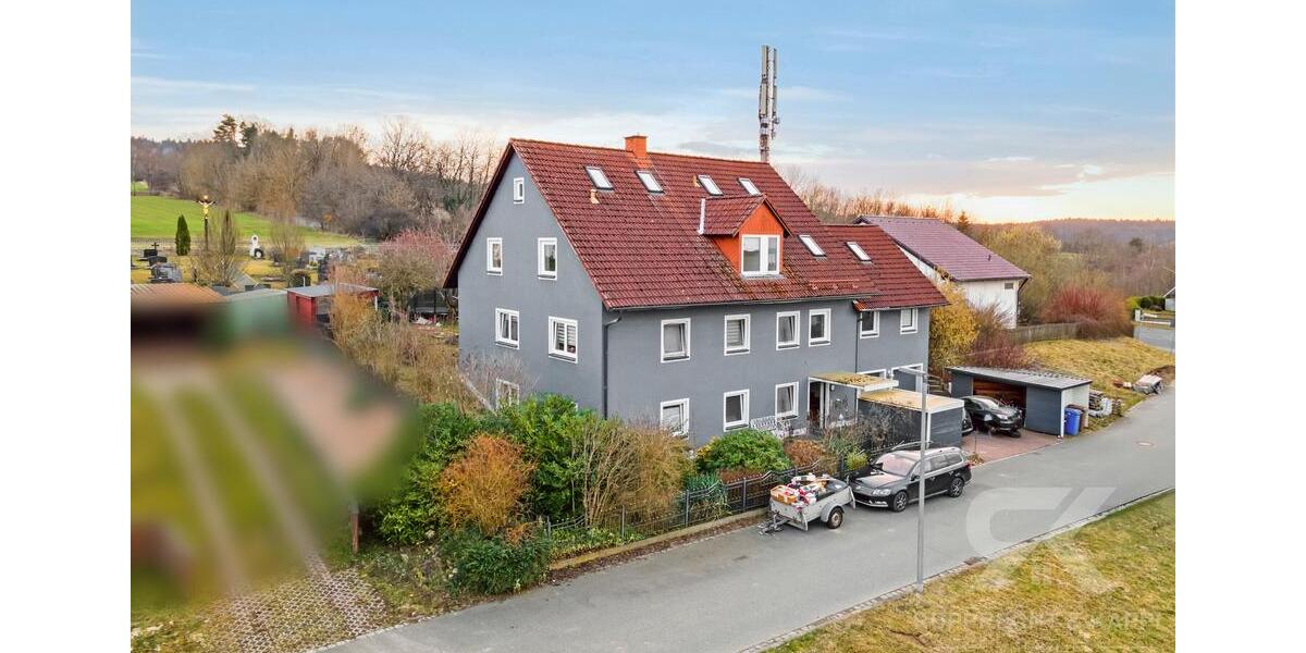 Dachgeschoßwohnung Kohlberg - 4.5 Zimmer, 130 m&sup2;, 1.000&euro; | Angebot:26492940