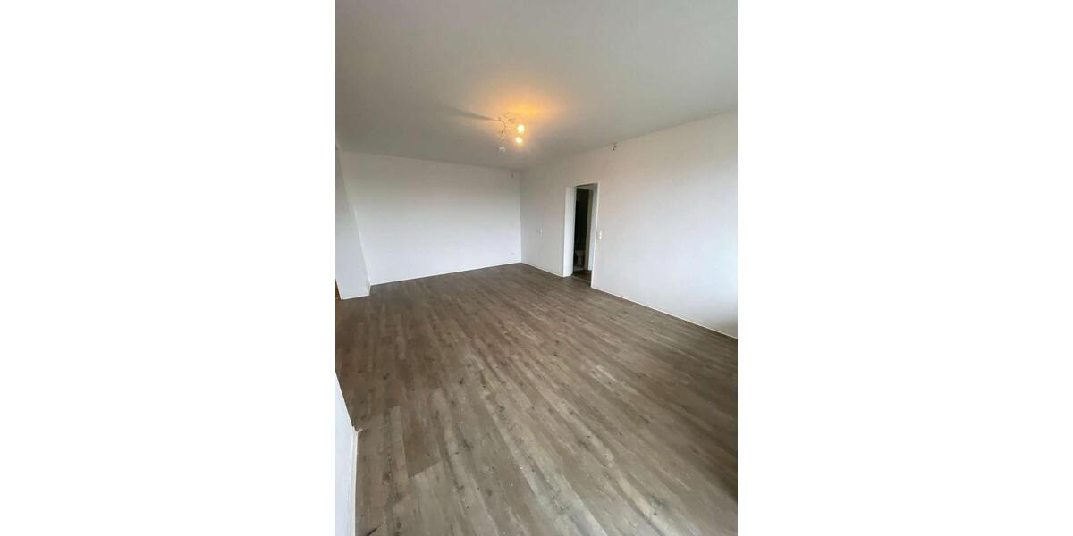 Remscheider Straße 54-helle 2 ZKB Wohnung im 6.OG *ab sofort* zu vermieten 2 zimmer