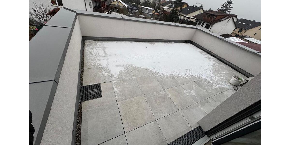 Dachgeschoßwohnung Hockenheim - 2 Zimmer, 70 m&sup2;, 1.050&euro; | Angebot:24434276