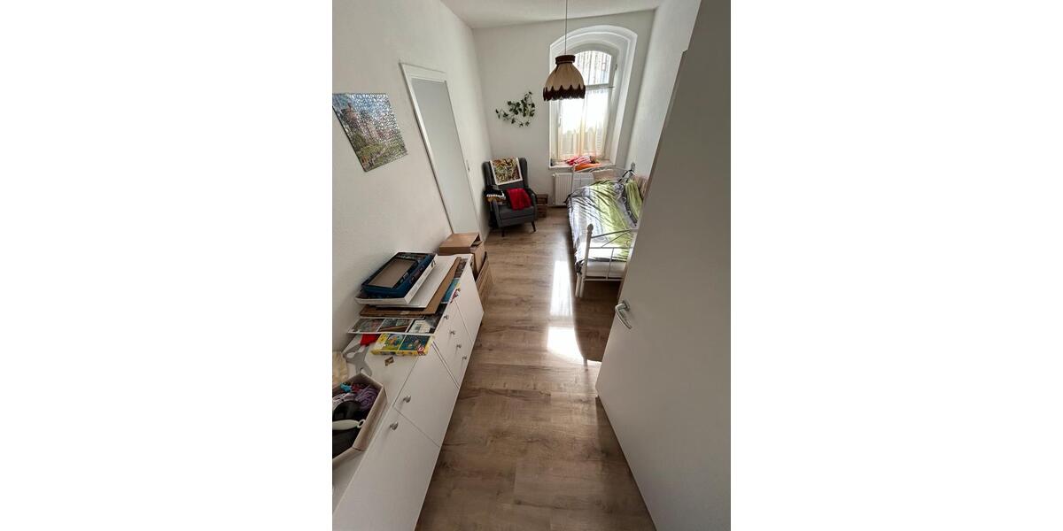Erdgeschoßwohnung Hainichen - 1 Zimmer, 47 m&sup2;, 300&euro; | Angebot:26462311