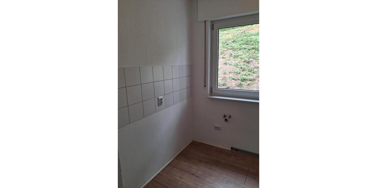 Etagenwohnung Hirschhorn (Neckar) - 4 Zimmer, 93 m&sup2;, 930&euro; | Angebot:26636096