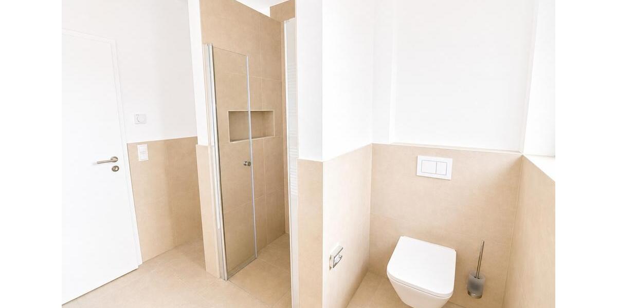 Etagenwohnung Schortens - 2 Zimmer, 77 m&sup2;, 920&euro; | Angebot:26588411