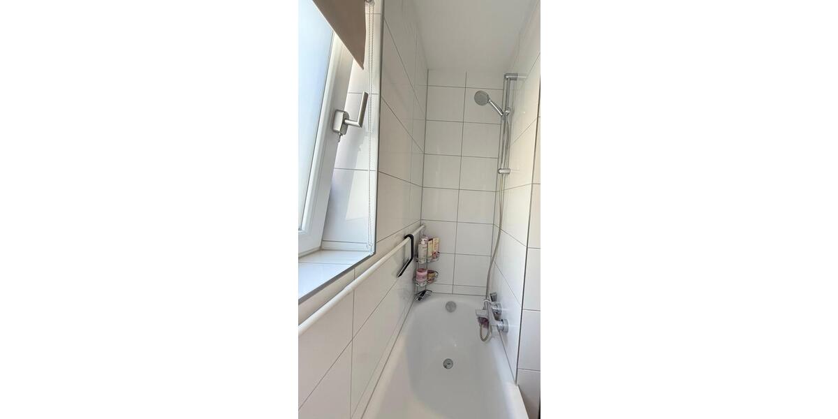 Terrassenwohnung Gießen - 3 Zimmer, 74 m&sup2;, 1.180&euro; | Angebot:26680424