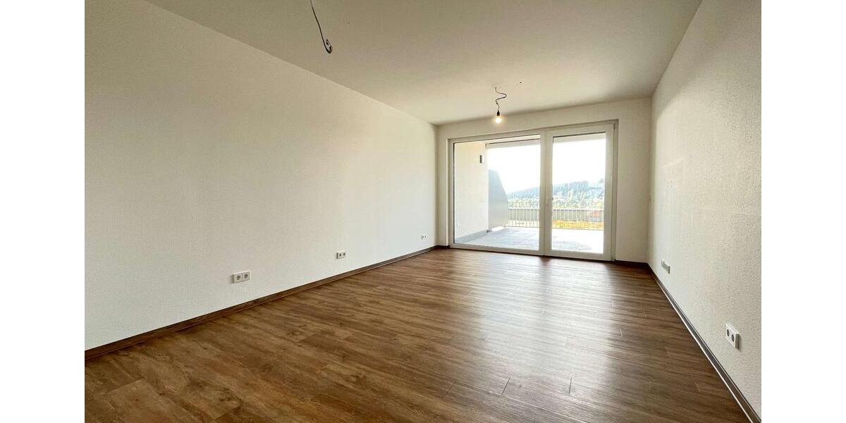 Etagenwohnung Freudenstadt - 2.5 Zimmer, 82 m&sup2;, 1.245&euro; | Angebot:26477072