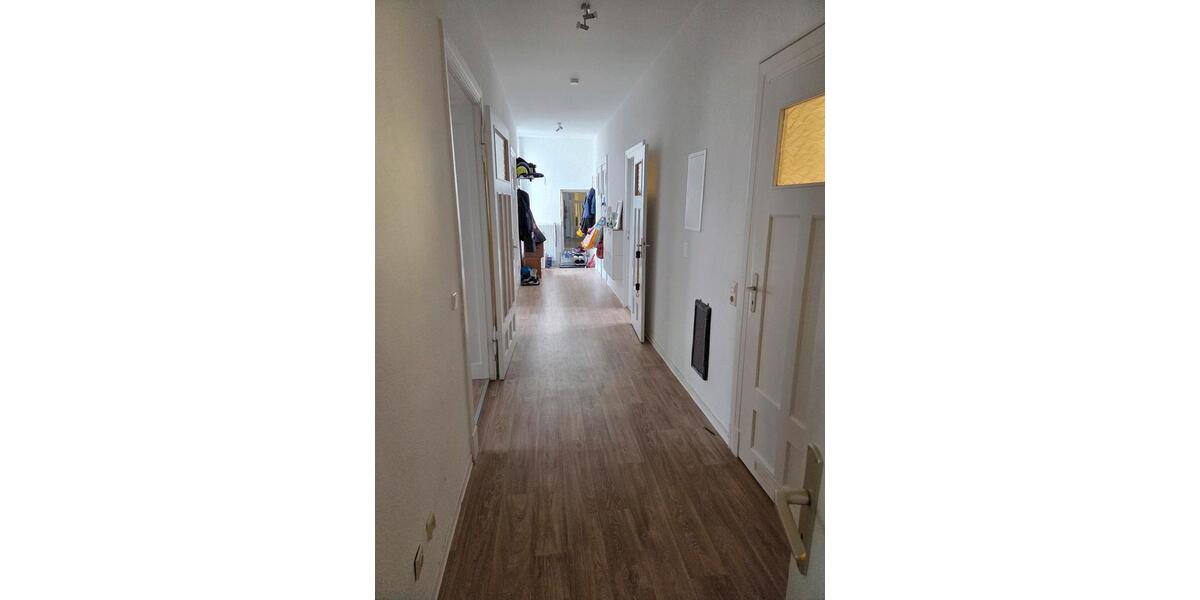 Etagenwohnung Frankfurt (Oder) - 4 Zimmer, 127 m&sup2;, 1.320&euro; | Angebot:26536769