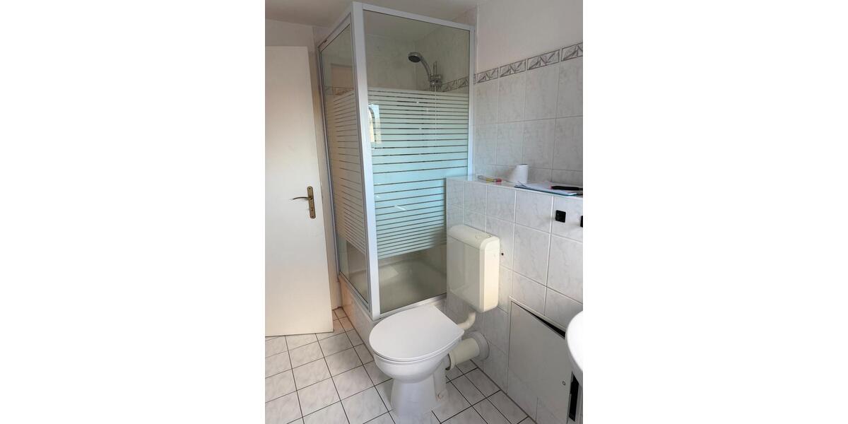 Dachgeschoßwohnung Neubrandenburg Datzeberg - 1 Zimmer, 37 m&sup2;, 325&euro; | Angebot:26041075