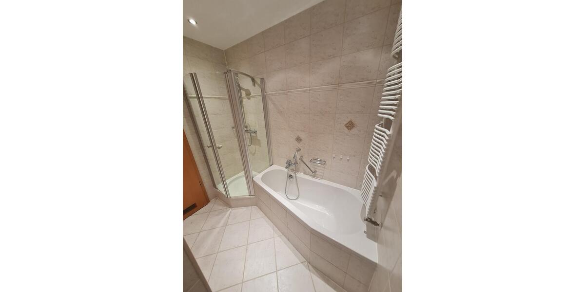 Einfamilienhaus Burgstädt - 3 Zimmer, 101 m&sup2;, 890&euro; | Angebot:26649295