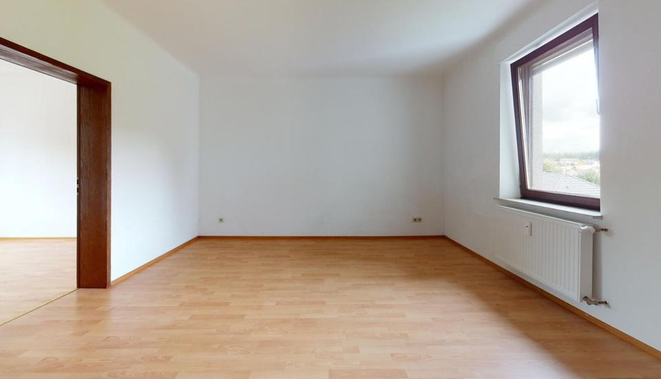 Etagenwohnung Saarwellingen - 3 Zimmer, 86 m&sup2;, 675&euro; | Angebot:25054625