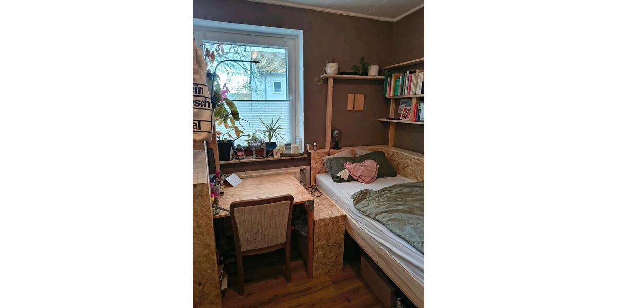 Etagenwohnung Marburg Biegenviertel - 4 Zimmer, 80 m&sup2;, 1.050&euro; | Angebot:25965246