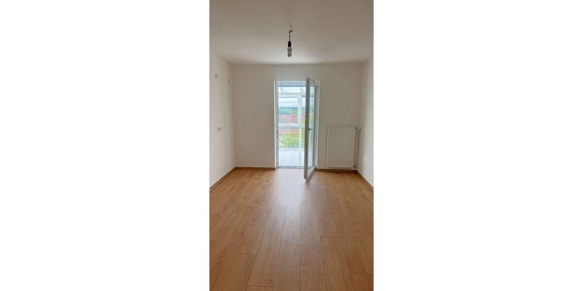 Etagenwohnung Eging am See - 4 Zimmer, 118 m&sup2;, 1.100&euro; | Angebot:26648223