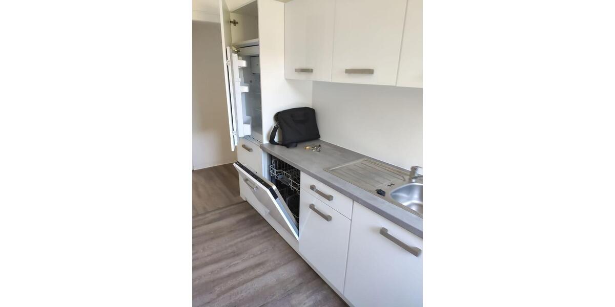 Etagenwohnung Plattenburg - 3 Zimmer, 58 m&sup2;, 385&euro; | Angebot:26070674