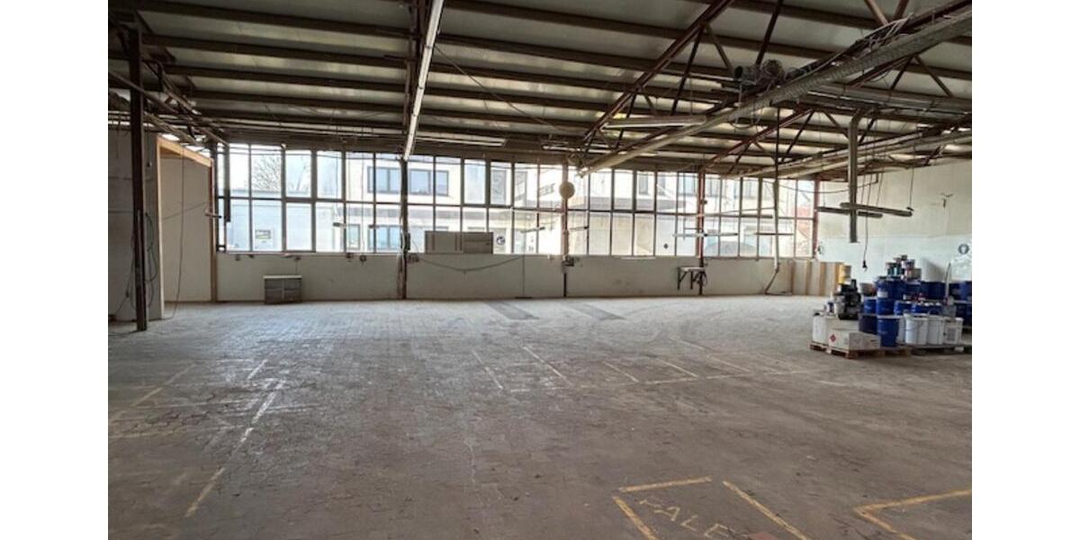 Gewerbeobjekt Isernhagen - 8&euro; | Angebot:25921850