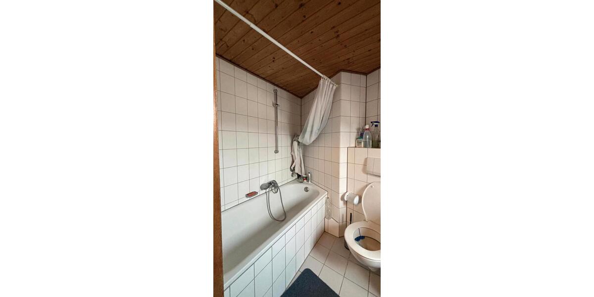 Dachgeschoßwohnung Birkenau - 3 Zimmer, 90 m&sup2;, 950&euro; | Angebot:26701066