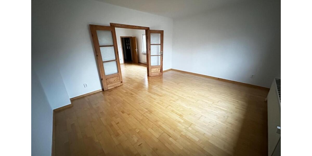 Doppelhaushälfte Falkensee - 5 Zimmer, 110 m&sup2;, 1.600&euro; | Angebot:26461873