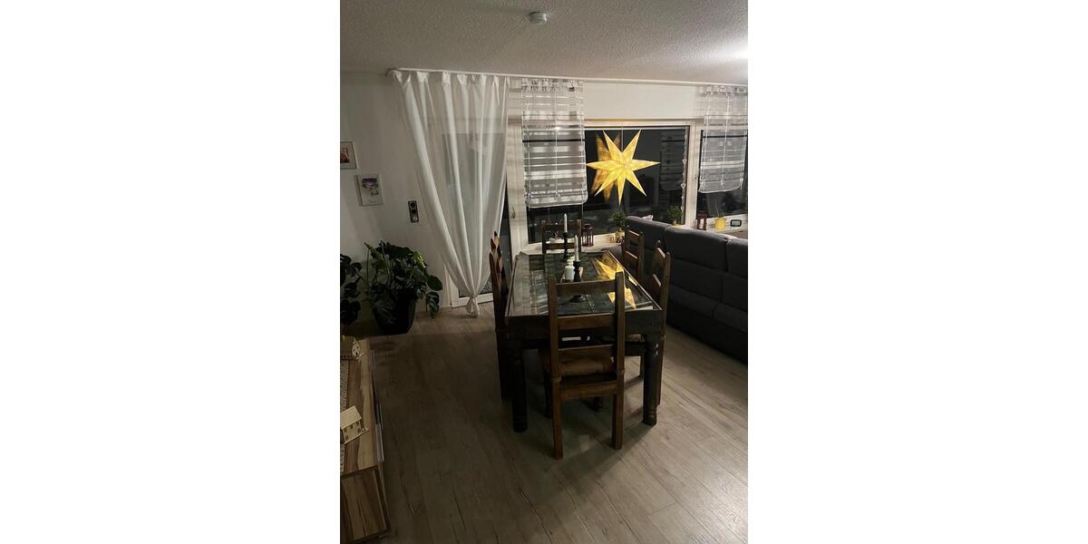 Erdgeschoßwohnung Sundern (Sauerland) - 4 Zimmer, 166 m&sup2;, 1.300&euro; | Angebot:24654472