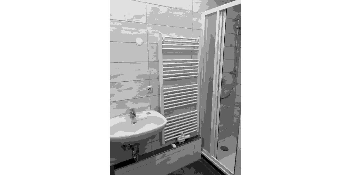 Erdgeschoßwohnung Riesa - 3 Zimmer, 72 m&sup2;, 420&euro; | Angebot:24617846