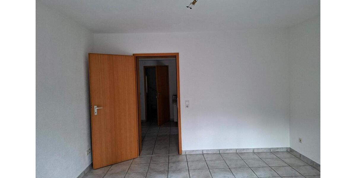 Erdgeschoßwohnung Bad Wildbad - 2 Zimmer, 62 m&sup2;, 500&euro; | Angebot:25605446