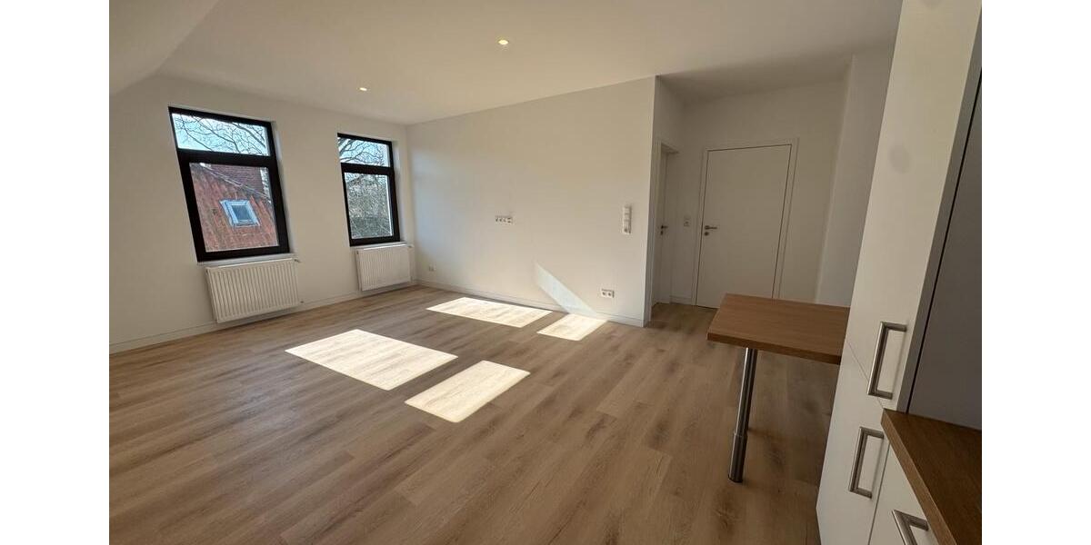 Dachgeschoßwohnung Soltau - 3 Zimmer, 85 m&sup2;, 935&euro; | Angebot:25328496