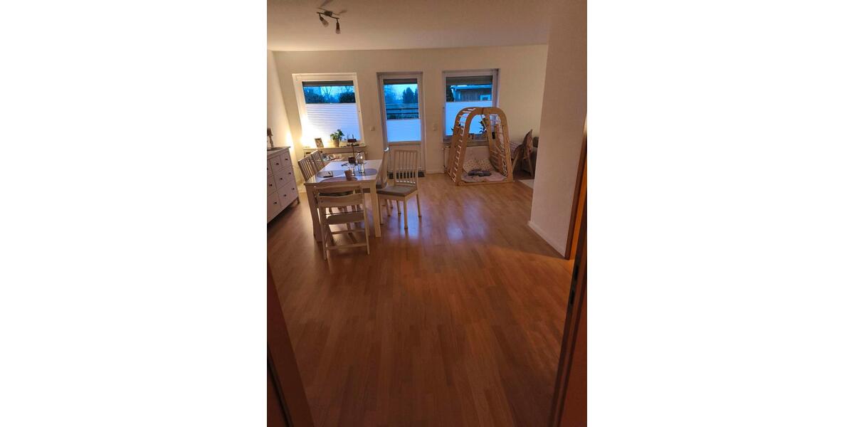 Erdgeschoßwohnung Flensburg Falkenberg - 3 Zimmer, 106 m&sup2;, 900&euro; | Angebot:25044359