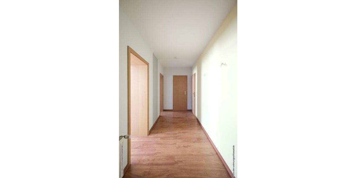 Etagenwohnung Schneeberg - 3 Zimmer, 60 m&sup2;, 360&euro; | Angebot:26442342
