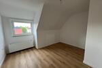Dachgeschoßwohnung Detmold - 2 Zimmer, 40 m&sup2;, 350&euro; | Angebot:26249913