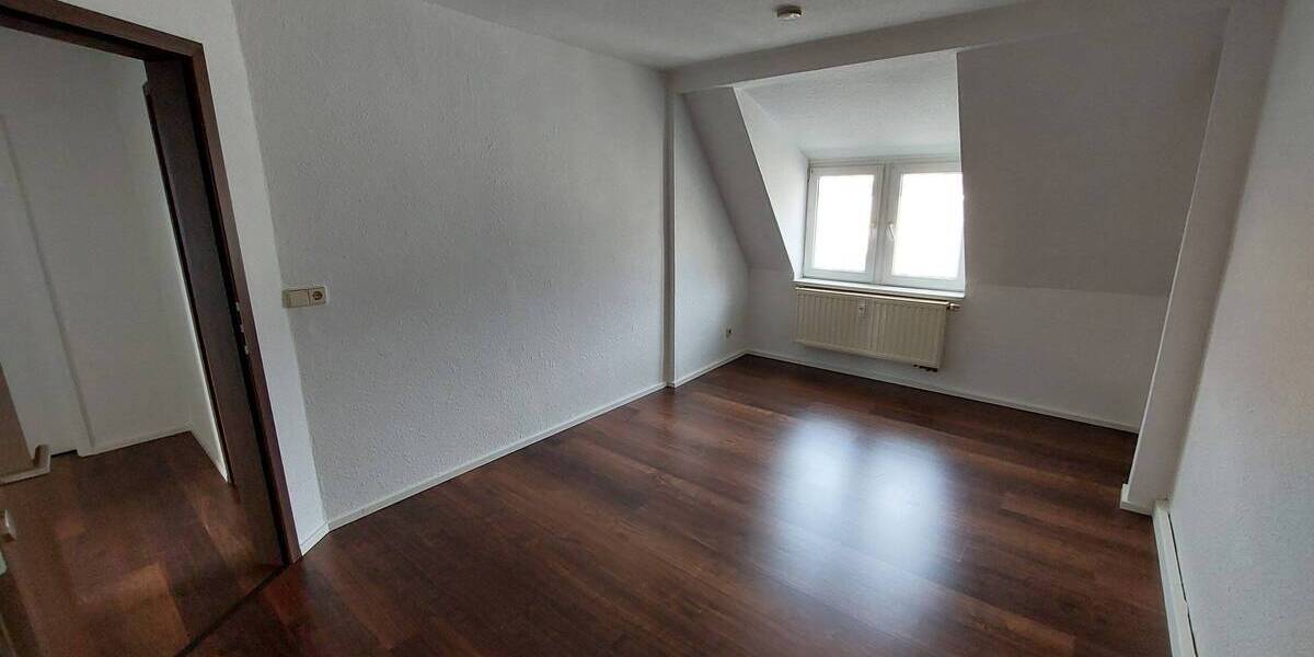 Etagenwohnung Roßwein - 2 Zimmer, 39 m&sup2;, 200&euro; | Angebot:25686217