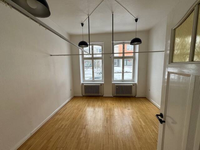 Gewerbeobjekt Lüdenscheid Knapp - 9 Zimmer, 180 m&sup2;, 1.300&euro; | Angebot:23948755