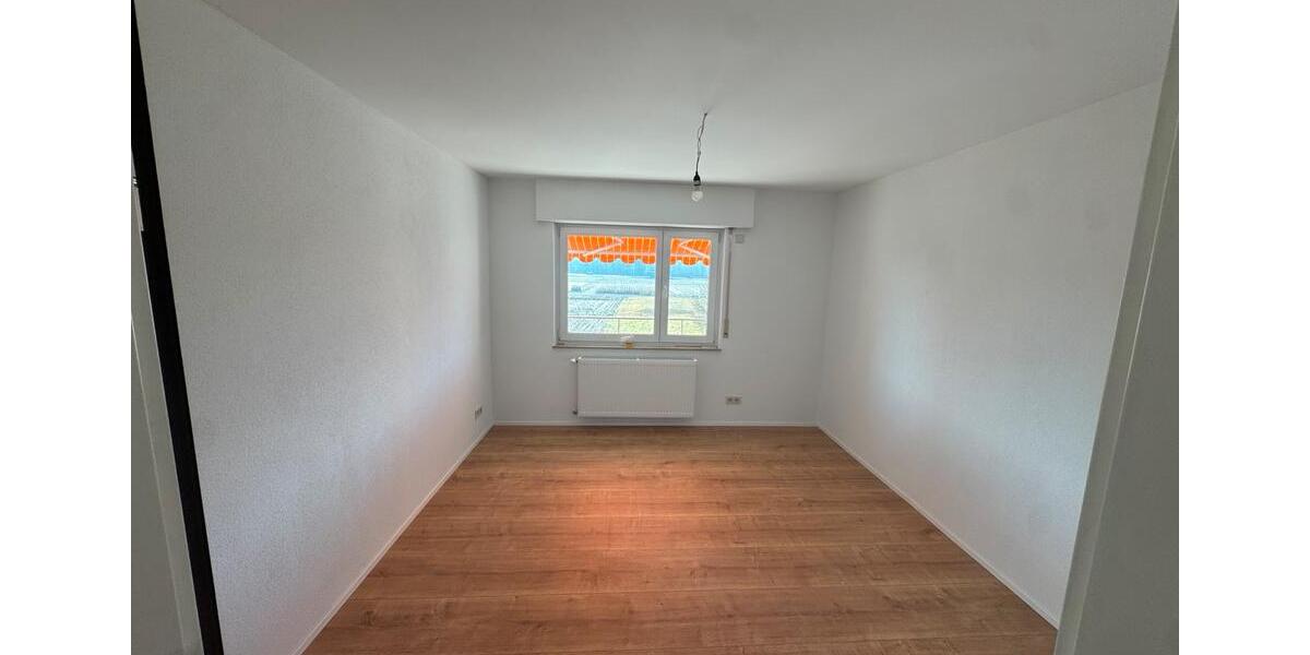 Wohnen auf Zeit Waiblingen Bittenfeld - 4 Zimmer, 14 m&sup2;, 500&euro; | Angebot:24856919