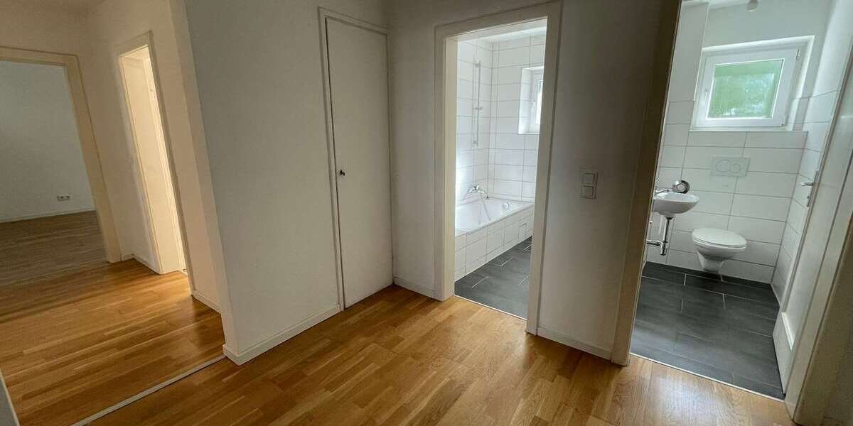 Etagenwohnung Erlangen Sebaldussiedlung - 4 Zimmer, 75 m&sup2;, 783&euro; | Angebot:26755825