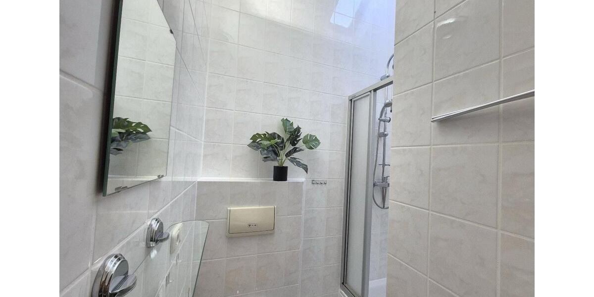 Wohnen auf Zeit Wurzen - 1 Zimmer, 14 m&sup2;, 425&euro; | Angebot:25440053