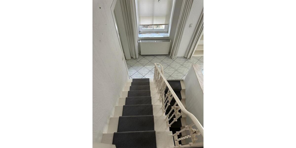 Einfamilienhaus Düsseldorf Stadtbezirk 3 - 6 Zimmer, 140 m&sup2;, 3.500&euro; | Angebot:25306326