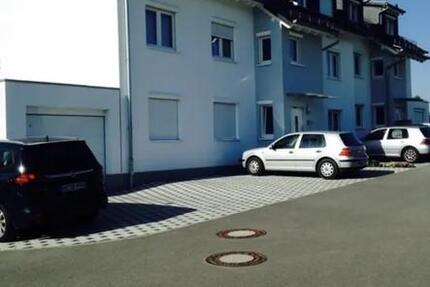 Wohnung Wiesloch - 2 Zimmer, 77 m&sup2;, 890&euro; | Angebot:26032176