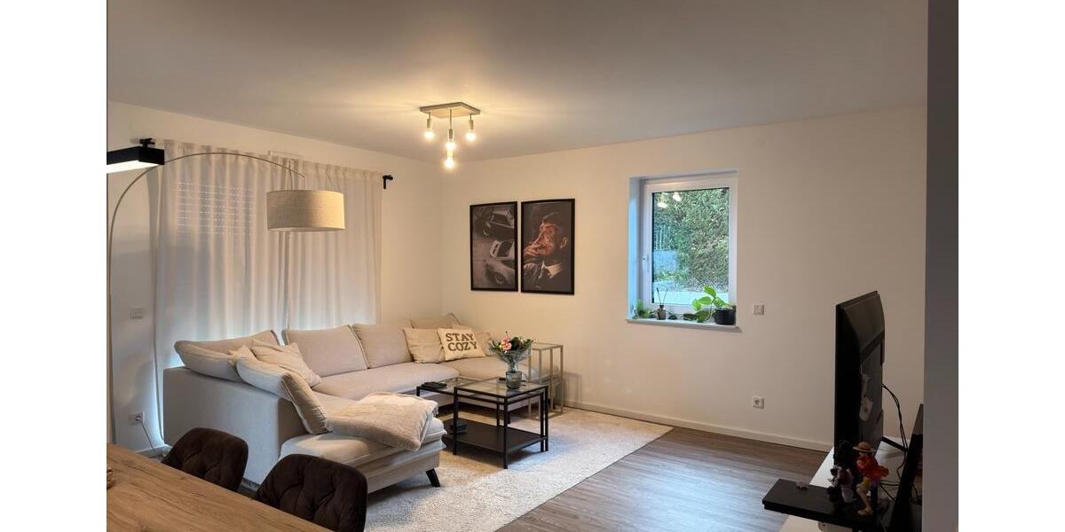 Erdgeschoßwohnung Bad Salzuflen - 2.5 Zimmer, 74 m&sup2;, 850&euro; | Angebot:25766903