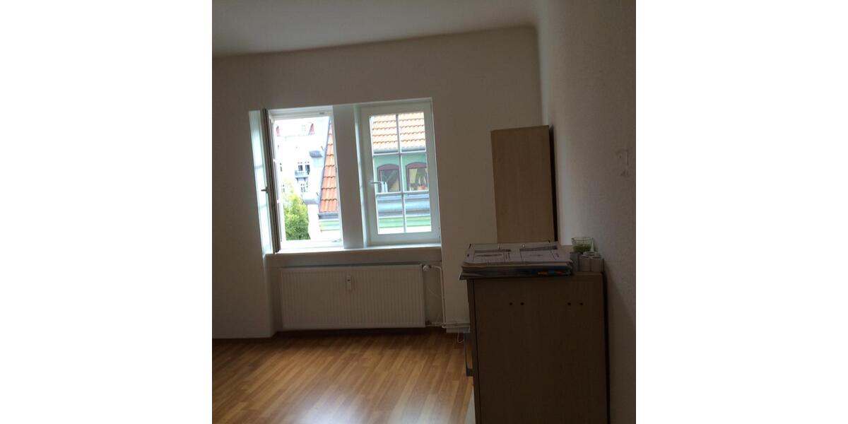 Dachgeschoßwohnung Gotha - 2 Zimmer, 72 m&sup2;, 400&euro; | Angebot:25543325