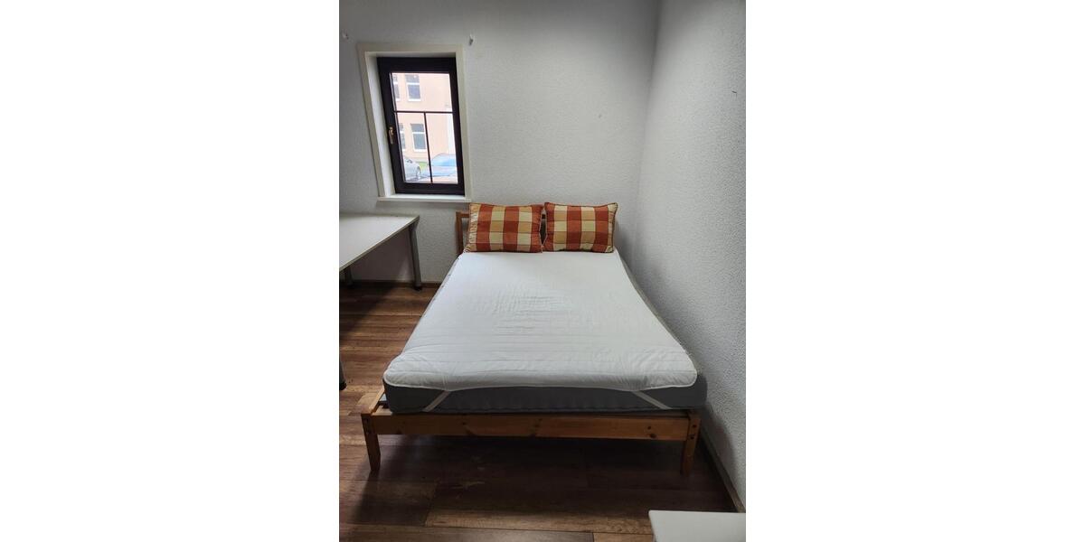Erdgeschoßwohnung Eisenach - 1 Zimmer, 22 m&sup2;, 450&euro; | Angebot:24526294