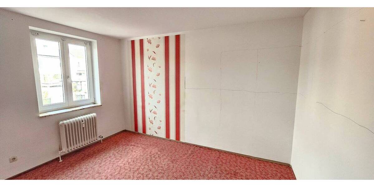 Etagenwohnung Amberg - 3 Zimmer, 74 m&sup2;, 447&euro; | Angebot:26154783