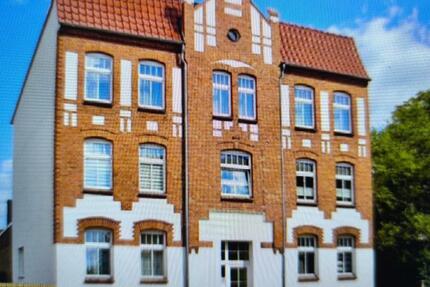 Wohnung Neustrelitz - 4 Zimmer, 107 m&sup2;, 750&euro; | Angebot:27732020
