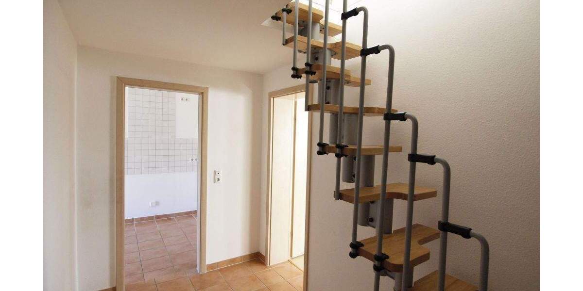 Etagenwohnung Frankenberg - 4 Zimmer, 76 m&sup2;, 450&euro; | Angebot:25821058