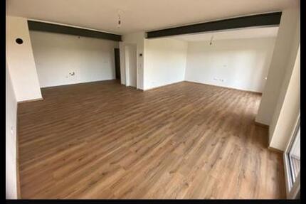 Wohnung Bad Neustadt an der Saale - 3 Zimmer, 115 m&sup2;, 930&euro; | Angebot:25398840