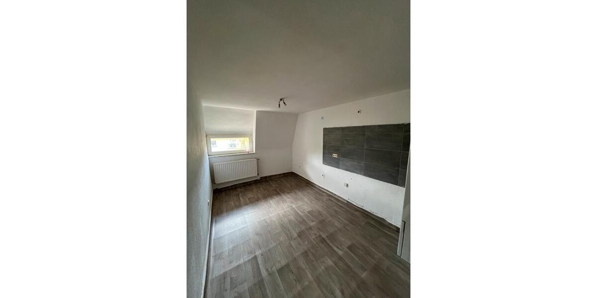 Dachgeschoßwohnung Hagen Hagen-Mitte - 3.5 Zimmer, 85 m&sup2;, 830&euro; | Angebot:26698778