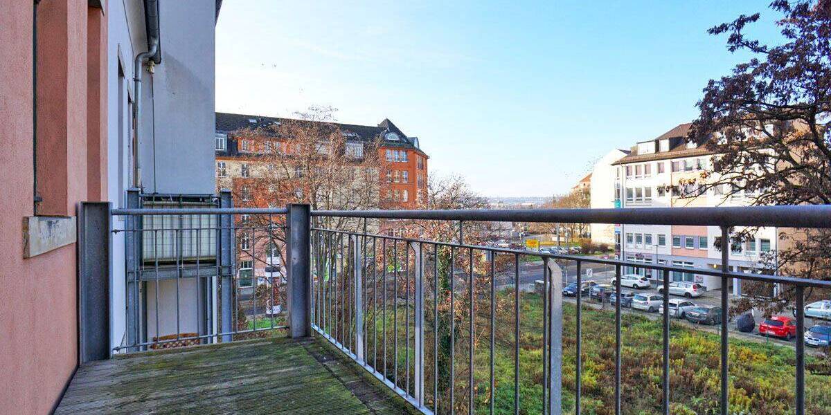 Etagenwohnung Dresden Friedrichstadt - 3 Zimmer, 75 m&sup2;, 774&euro; | Angebot:26189761