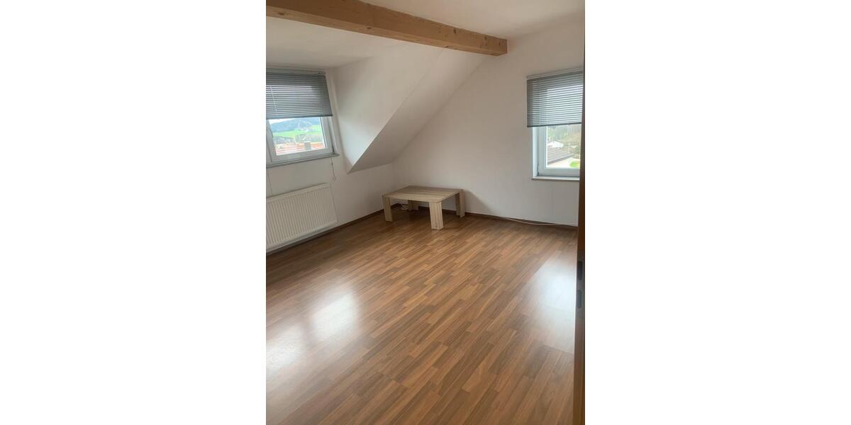 Dachgeschoßwohnung Treffelstein - 3 Zimmer, 68 m&sup2;, 380&euro; | Angebot:23292798