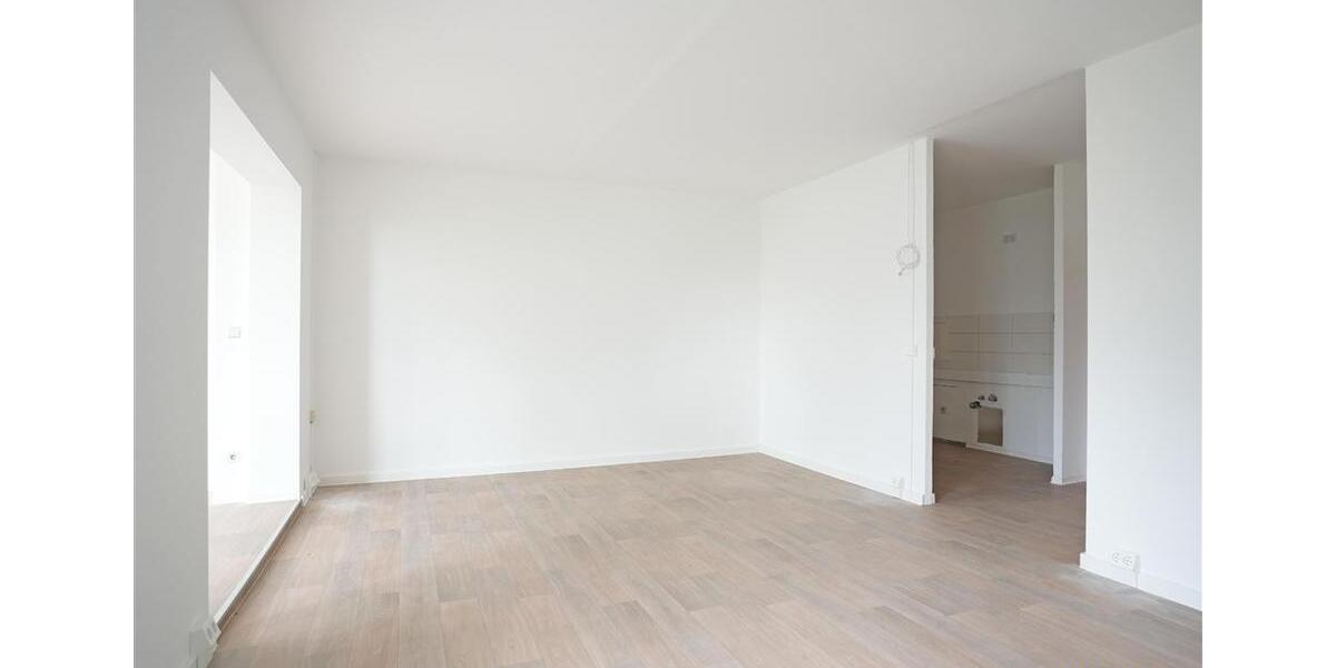 Etagenwohnung Frankenberg (Sachsen) - 2 Zimmer, 63 m&sup2;, 313&euro; | Angebot:26602877