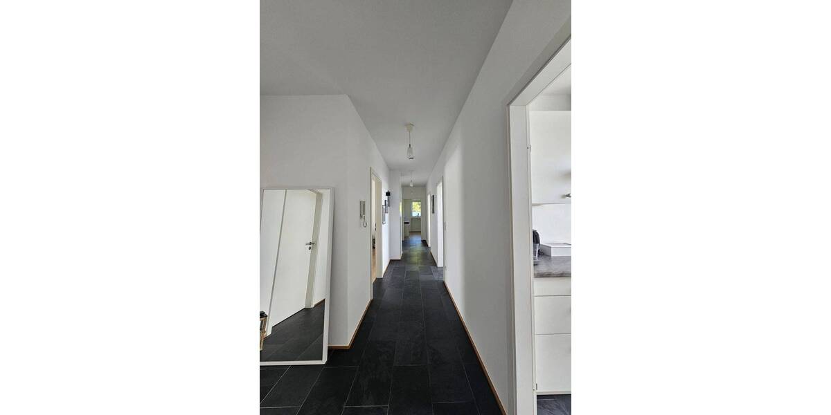 Etagenwohnung Bitburg - 5 Zimmer, 177 m&sup2;, 1.220&euro; | Angebot:25693098