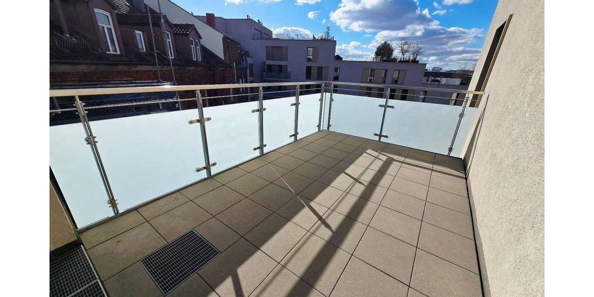 Etagenwohnung Nürnberg Gleißbühl - 3 Zimmer, 118 m&sup2;, 1.750&euro; | Angebot:25957436