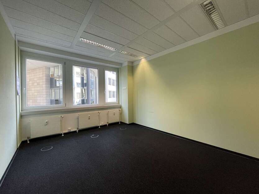 Genügend Platz zum Wachsen- Ihr neues Büro in den Gohlis Arkaden! 11 zimmer