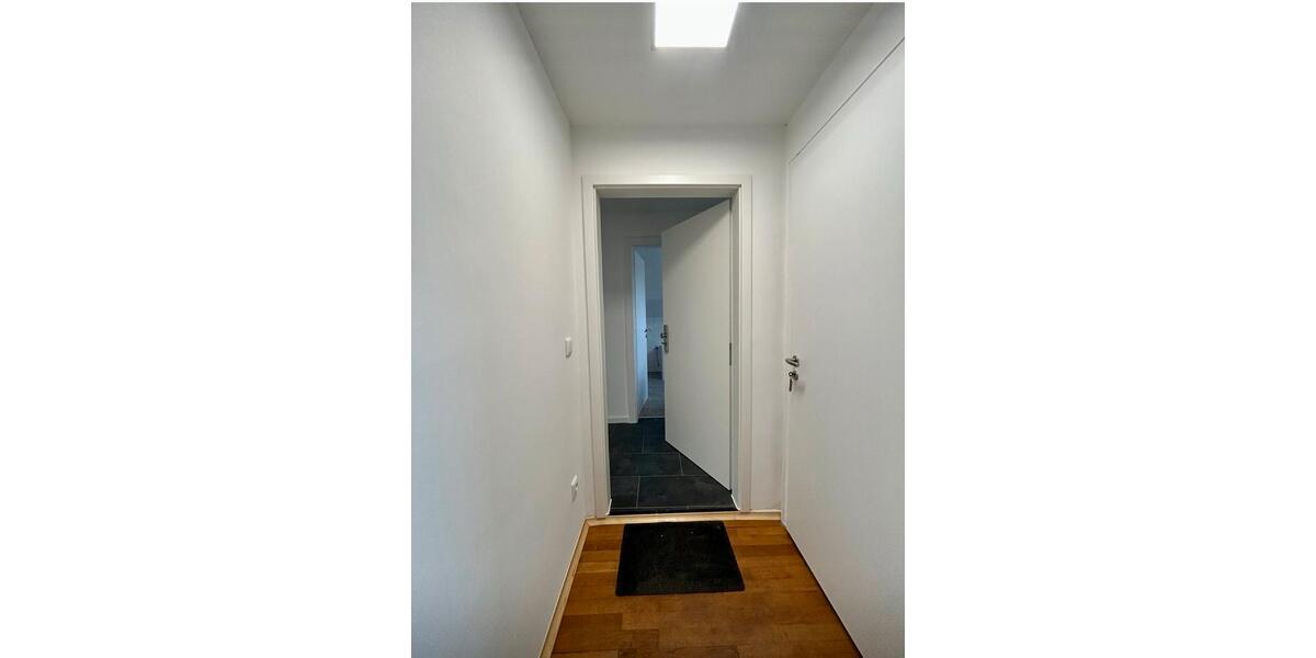 Dachgeschoßwohnung Nürnberg - 3 Zimmer, 60 m&sup2;, 800&euro; | Angebot:25185408