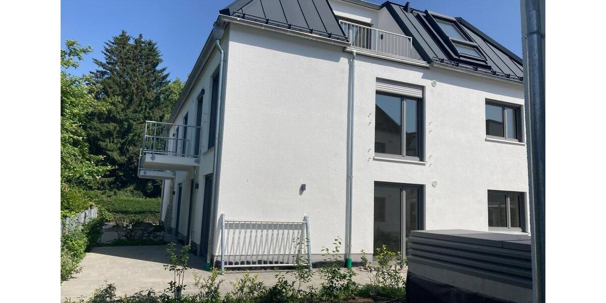 Erdgeschoßwohnung Kumhausen - 2.5 Zimmer, 90 m&sup2;, 1.190&euro; | Angebot:24356527