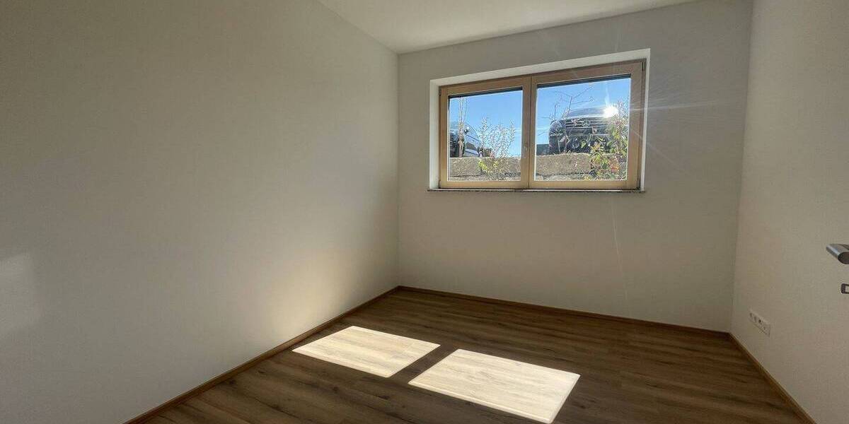 Etagenwohnung Hagnau am Bodensee - 3 Zimmer, 83 m&sup2;, 1.250&euro; | Angebot:25821255