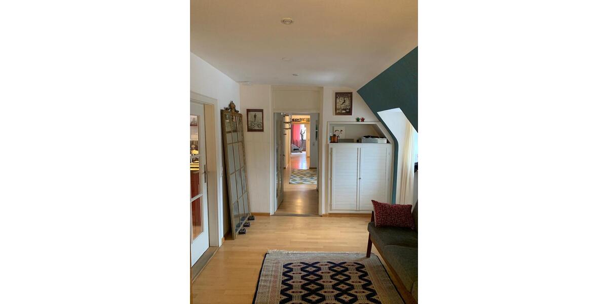 Etagenwohnung Breisach am Rhein - 6 Zimmer, 207 m&sup2;, 1.950&euro; | Angebot:26699162